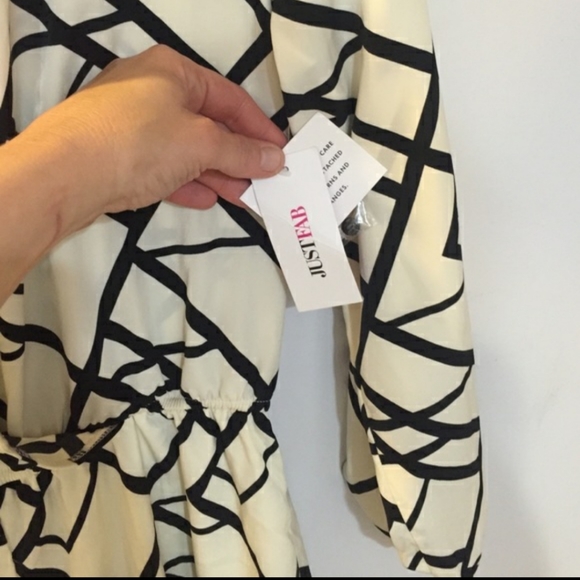 Just Fab One Piece - Picture 4 of 4